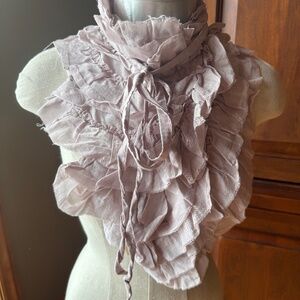 Magnolia Pearl Cotton Silk Moving Jabot with Ties in Lavender